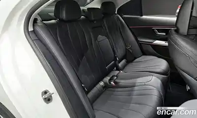Mercedes-Benz E-Class 2024 2.0 гидро в Москве № 193748, миниатюра 12