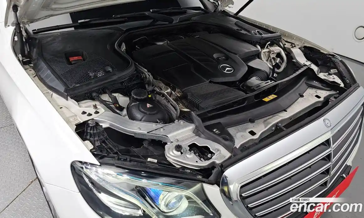 Mercedes-Benz E-Class 2017 1.9 гидро в Москве № 194160, фото 6