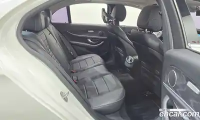 Mercedes-Benz E-Class 2017 2.0 гидро в Москве № 195402, миниатюра 12