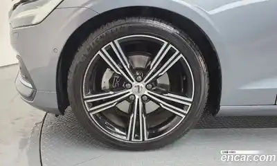 Volvo S60 2019 2.0 гидро в Москве № 196974, миниатюра 5