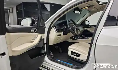 BMW X7 2021 3.0 гидро в Москве № 211075, миниатюра 10