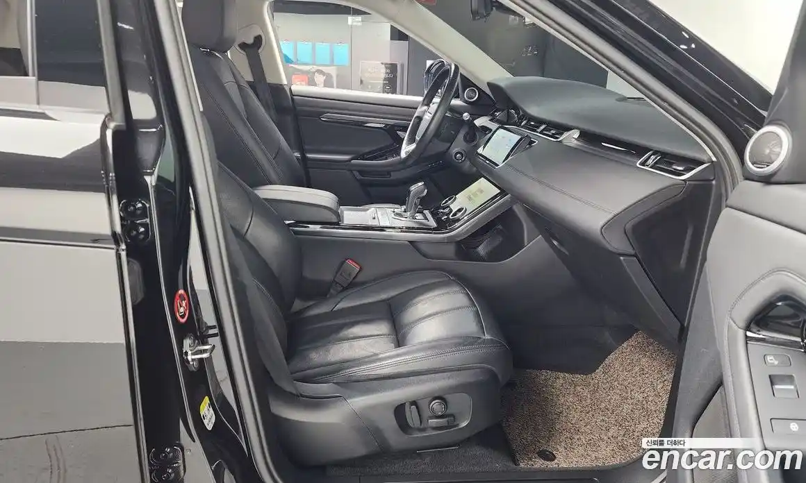 Land Rover Range-Rover Evoque 2020 2.0 гидро в Москве № 213377, фото 11