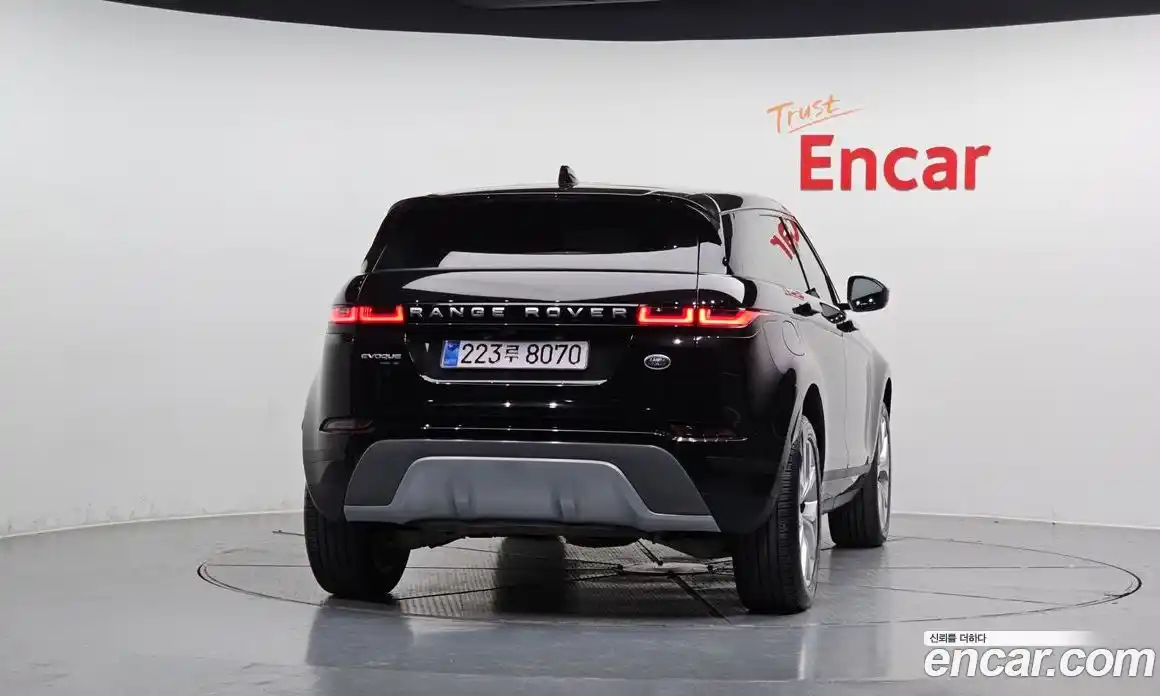 Land Rover Range-Rover Evoque 2020 2.0 гидро в Москве № 213377, фото 4