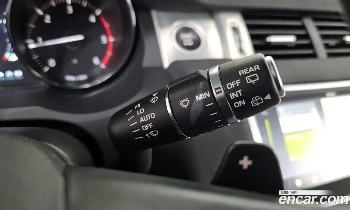 Land Rover Range-Rover Evoque 2019 2.0 гидро в Москве № 213636, фото 19
