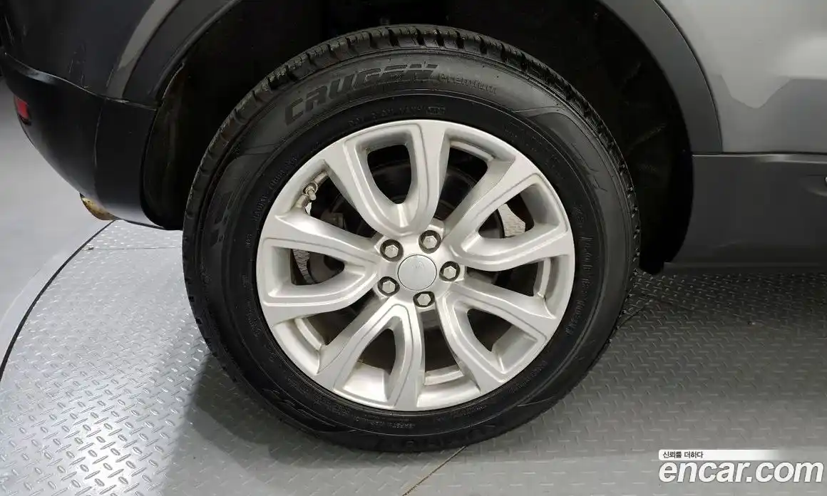 Land Rover Range-Rover Evoque 2019 2.0 гидро в Москве № 213636, фото 5