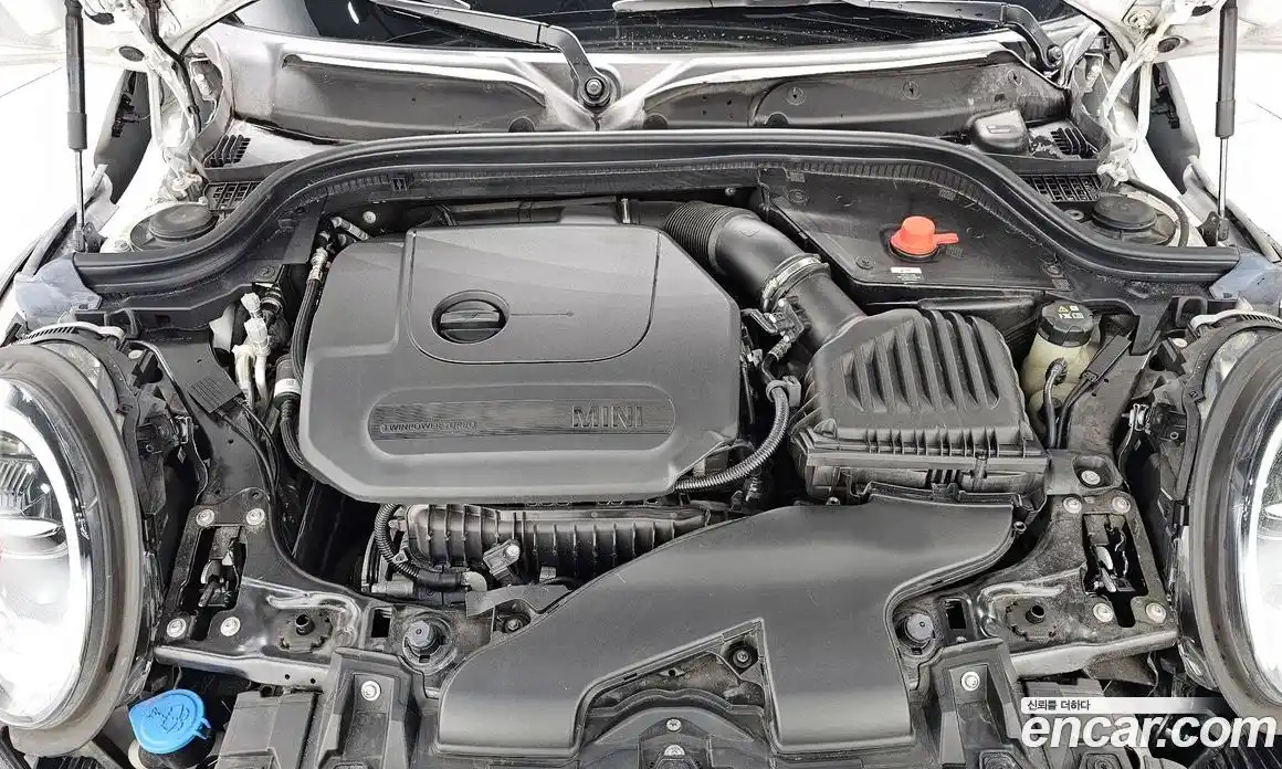 Mini Cooper 2023 1.5 гидро в Москве № 214179, фото 6
