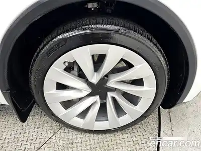 Tesla Model Y 2025 0.2 гидро в Москве № 214534, миниатюра 5