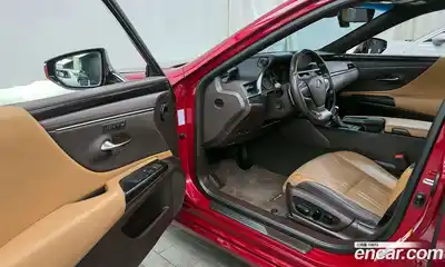 Lexus ES 2018 2.5 гидро в Москве № 214693, миниатюра 10