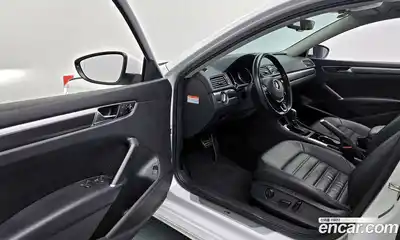 Volkswagen Passat 2016 1.8 гидро в Москве № 215089, миниатюра 11
