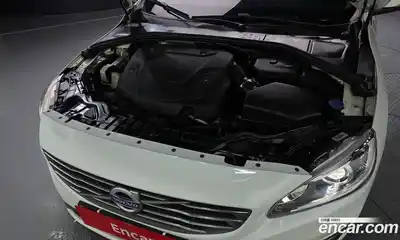 Volvo V60 2017 2.0 гидро в Москве № 217874, миниатюра 6