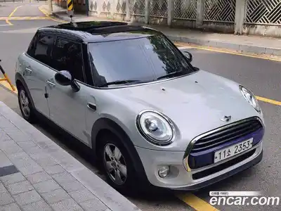 Mini Cooper 2015 1.5 гидро в Москве № 228334, миниатюра 6