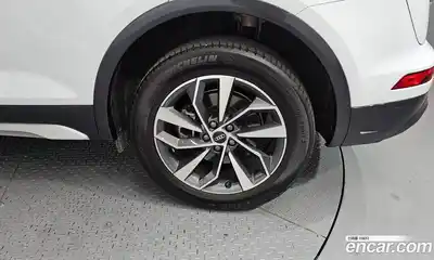 Audi Q5 2023 2.0 гидро в Москве № 229675, миниатюра 5