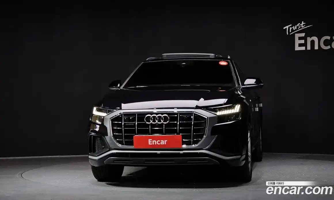 Audi Q8 2020 3.0 гидро в Москве № 229787, фото 3