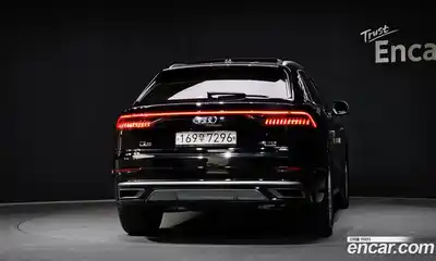 Audi Q8 2020 3.0 гидро в Москве № 229787, миниатюра 4
