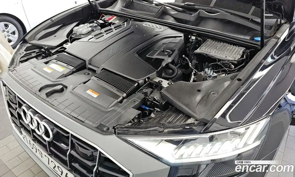Audi Q8 2020 3.0 гидро в Москве № 229787, фото 6