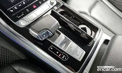 Audi Q8 2020 3.0 гидро в Москве № 229787, миниатюра 9