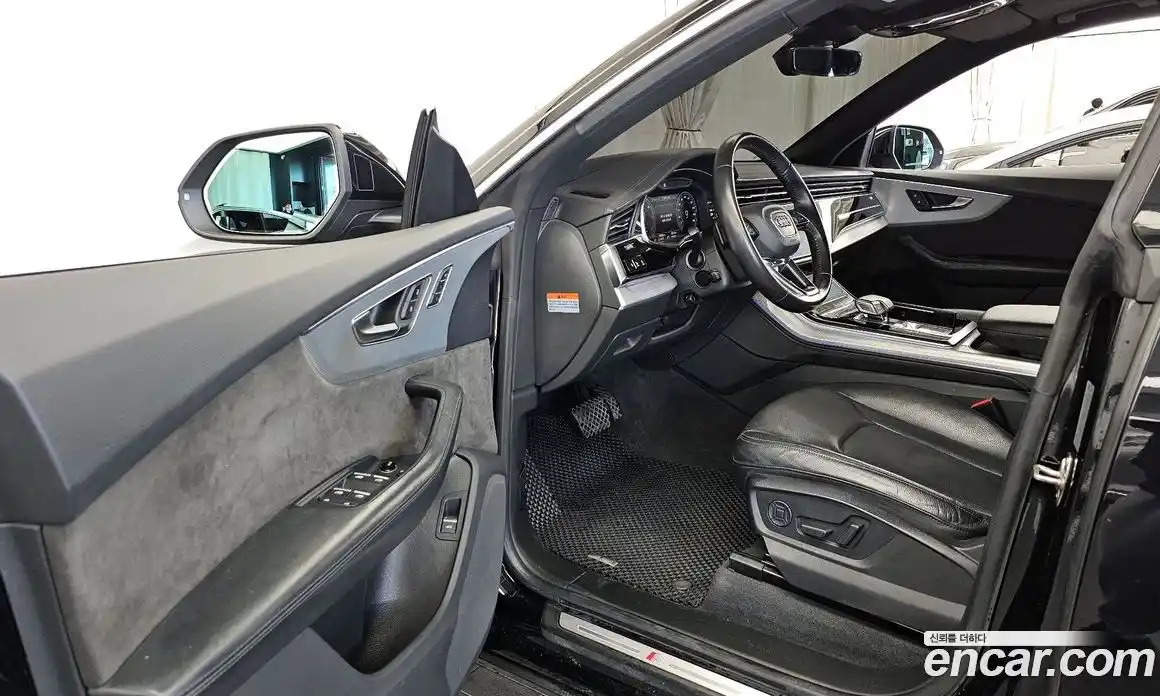 Audi Q8 2020 3.0 гидро в Москве № 229787, фото 10