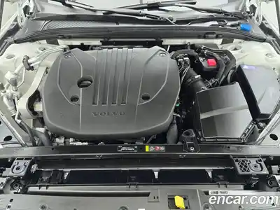 Volvo S60 2023 2.0 гидро в Москве № 230822, миниатюра 6