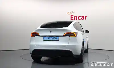 Tesla Model Y 2023 0.2 гидро в Москве № 231728, миниатюра 4