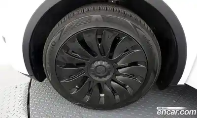 Tesla Model Y 2023 0.2 гидро в Москве № 231728, миниатюра 5