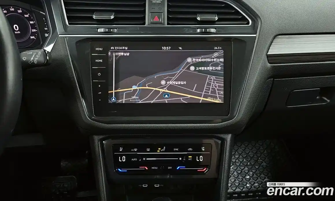 Volkswagen Tiguan 2023 2.0 гидро в Москве № 232075, фото 14