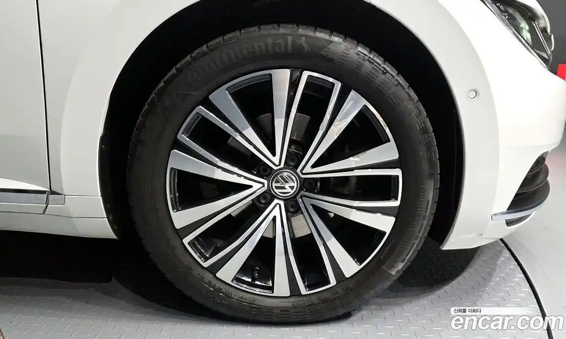 Volkswagen Arteon 2019 2.0 гидро в Москве № 232158, фото 5