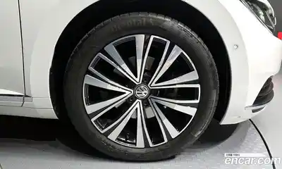 Volkswagen Arteon 2019 2.0 гидро в Москве № 232158, миниатюра 5