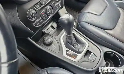 Jeep Cherokee 2016 2.2 гидро в Москве № 232726, миниатюра 9