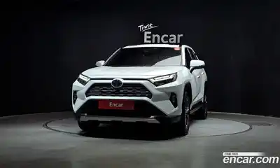 Toyota RAV4 2023 2.5 гидро в Москве № 232807, миниатюра 3