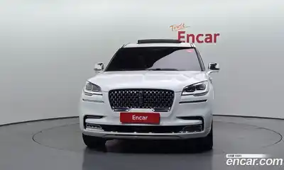 Lincoln Aviator 2022 3.0 гидро в Москве № 255737, миниатюра 3
