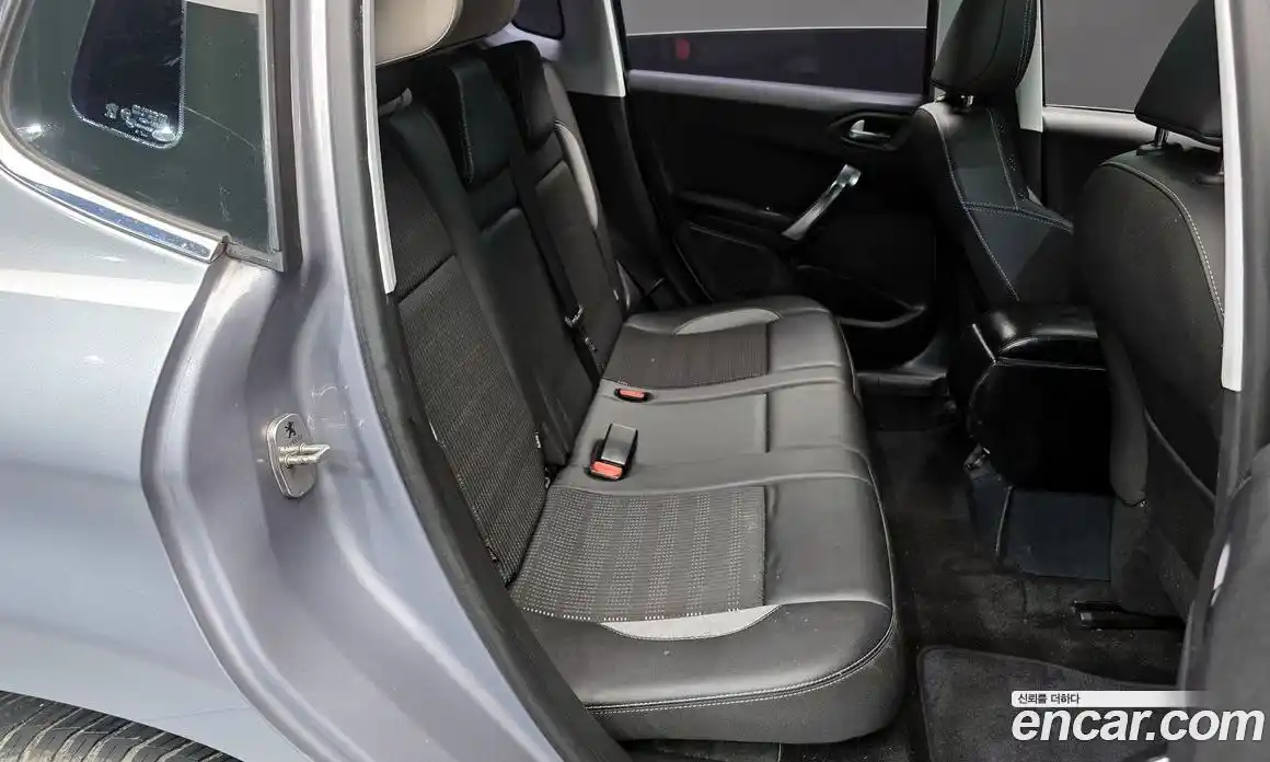 Peugeot 2008 2016 1.6 гидро в Москве № 256259, фото 12