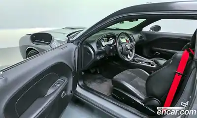 Dodge Challenger 2019 6.4 гидро в Москве № 259718, миниатюра 11