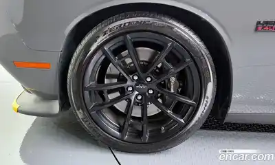 Dodge Challenger 2019 6.4 гидро в Москве № 259718, миниатюра 5