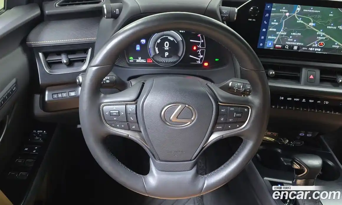 Lexus UX 2022 2.0 гидро в Москве № 275434, фото 13