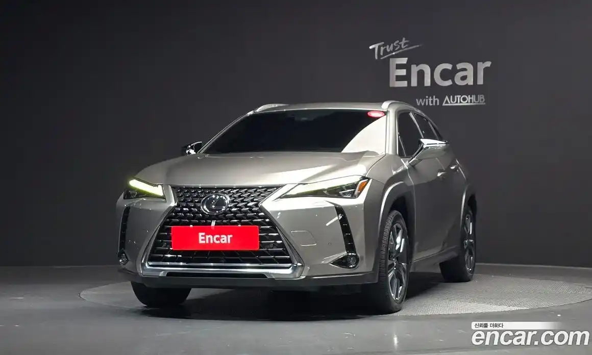 Lexus UX 2022 2.0 гидро в Москве № 275434, фото 3