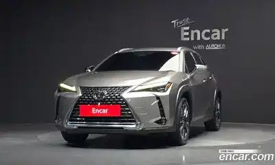 Lexus UX 2022 2.0 гидро в Москве № 275434, миниатюра 3