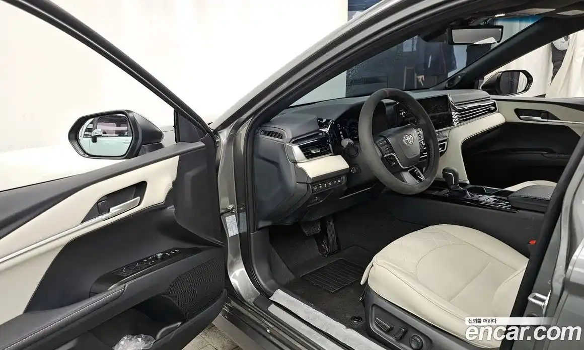 Toyota Camry 2025 2.5 гидро в Москве № 279189, фото 10
