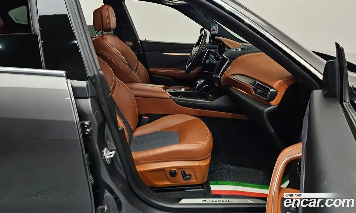 Maserati Levante 2019 3.0 гидро в Москве № 282760, фото 11