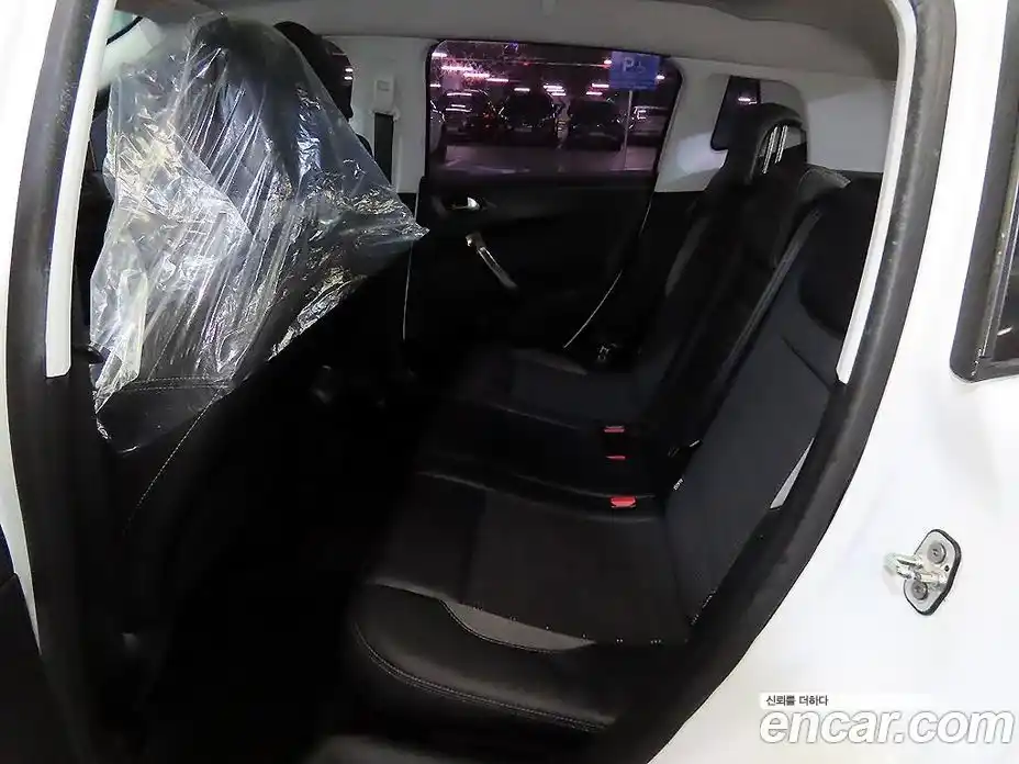 Peugeot 2008 2015 1.6 гидро в Москве № 284586, фото 7