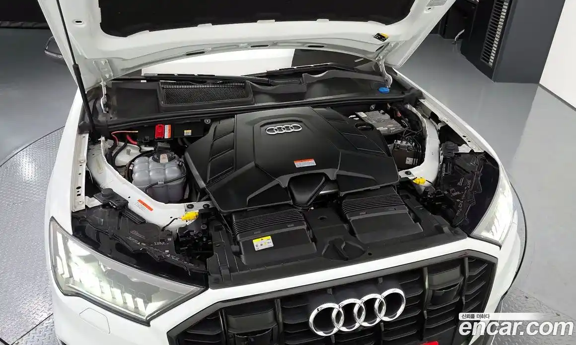 Audi Q7 2021 3.0 гидро в Москве № 293097, фото 6
