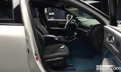 Volvo XC40 2024 0.2 гидро в Москве № 293685, миниатюра 11