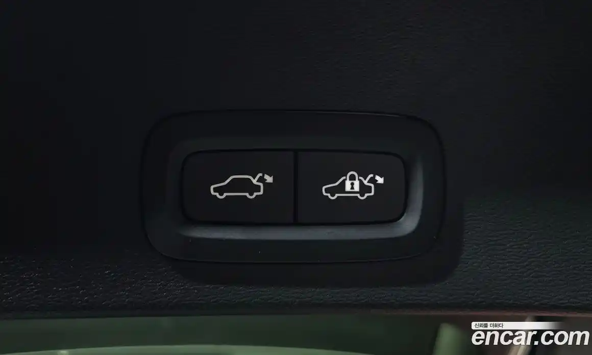 Volvo XC40 2024 0.2 гидро в Москве № 293685, фото 20
