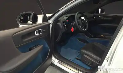 Volvo XC40 2024 0.2 гидро в Москве № 293685, миниатюра 10