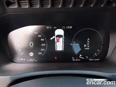 Volvo XC90 2018 2.0 гидро в Москве № 294049, миниатюра 9