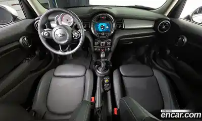 Mini Cooper 2018 1.5 гидро в Москве № 299449, миниатюра 7