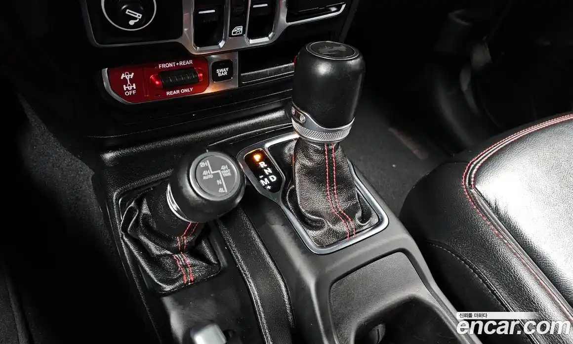 Jeep Wrangler 2020 2.0 гидро в Москве № 302352, фото 9