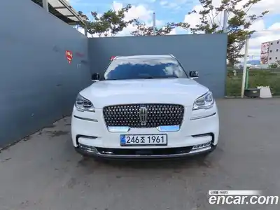 Lincoln Aviator, 2021