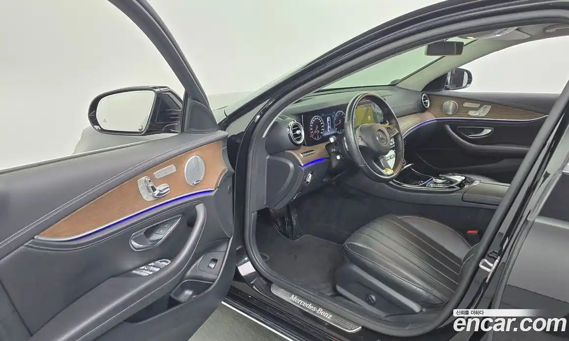 Mercedes-Benz E-Class 2018 2.0 гидро, фото 10