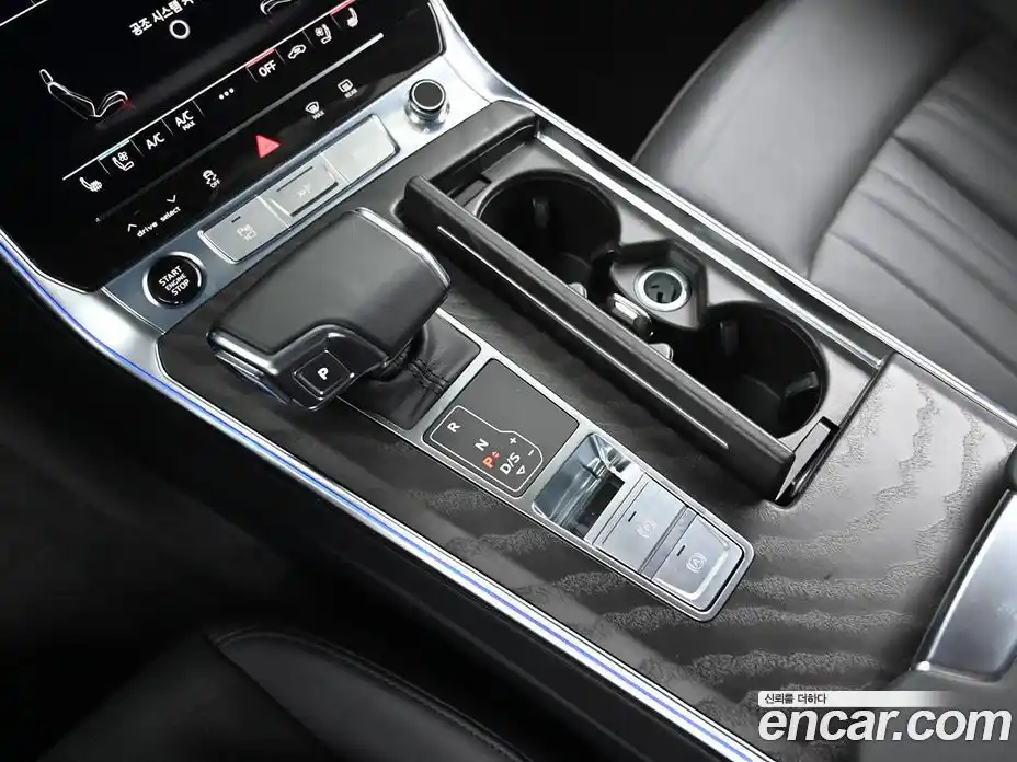 Audi A6 2023 2.0 гидро в Москве № 343857, фото 9