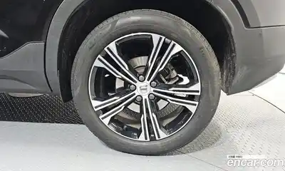 Volvo XC40 2021 2.0 гидро в Москве № 344086, миниатюра 5